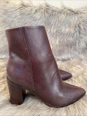 SCHUTZ Leather Ankle Boots with Block Heel Size 6.5B